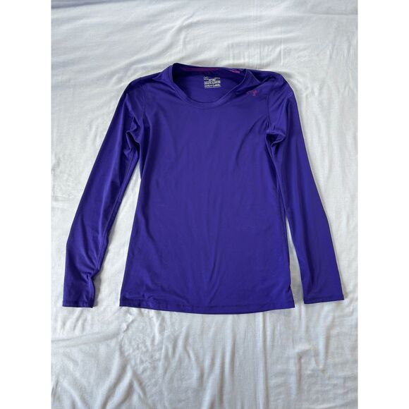 Lot of Three Women's Under Armour Pull Over Shirts, Size Medium, Blue/Black - Picture 2 of 9